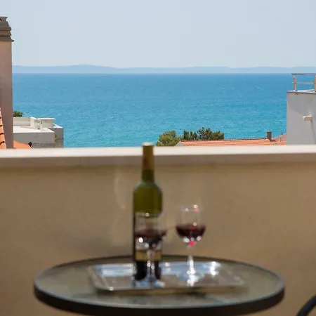 Tresnja Appartement *